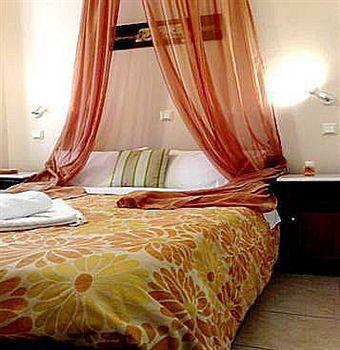 Villa Roussa Center Firá